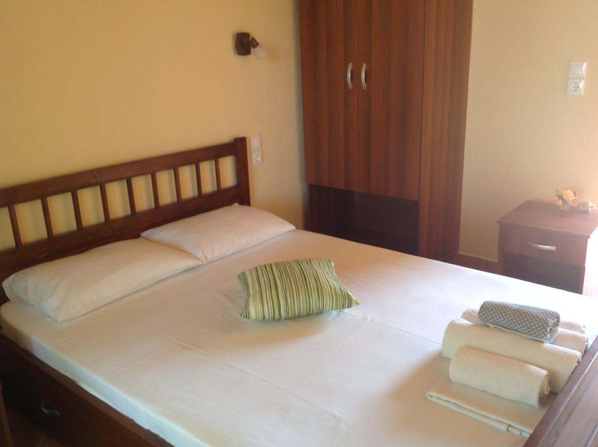 Elena Apartments Nikiti  Zimmer foto